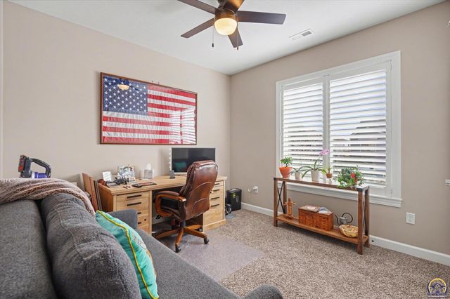 415 North Daylily Dr, Lawrence, KS 66049