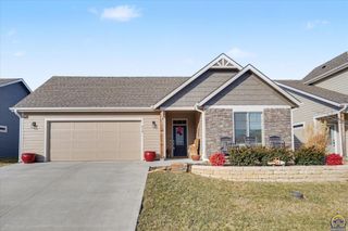 415 North Daylily Dr, Lawrence, KS 66049
