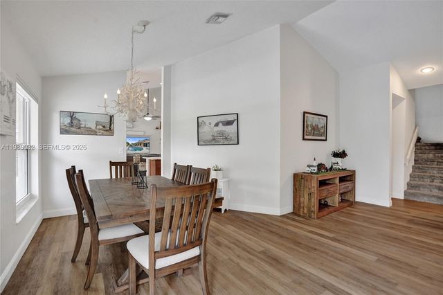 5832 SW 88th Ter, Cooper City, FL 33328