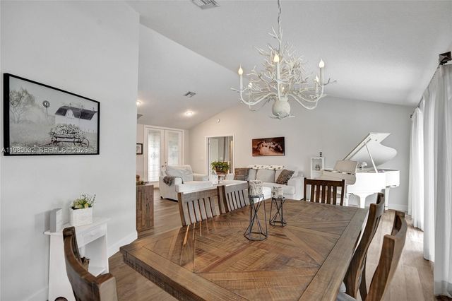 5832 SW 88th Ter, Cooper City, FL 33328