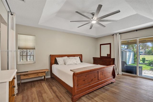 5832 SW 88th Ter, Cooper City, FL 33328