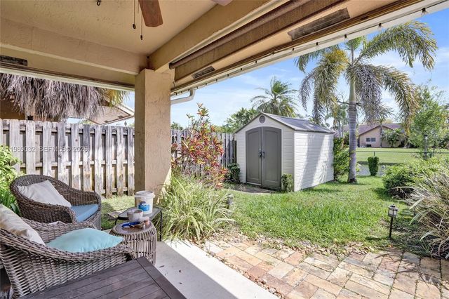 5832 SW 88th Ter, Cooper City, FL 33328