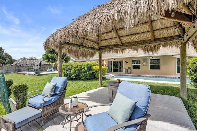 5832 SW 88th Ter, Cooper City, FL 33328