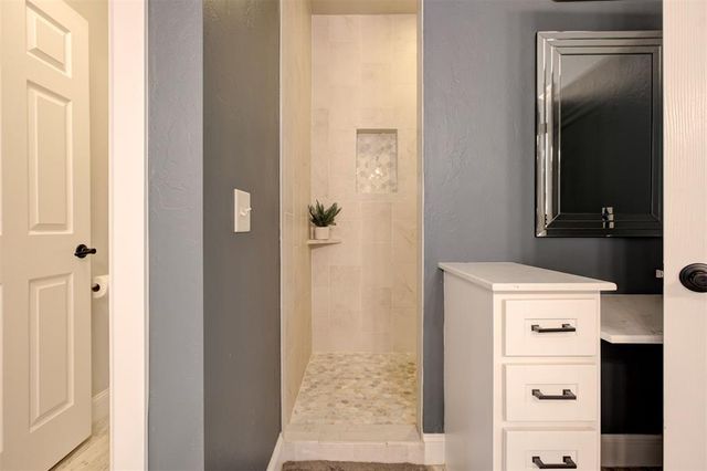 4440 Whitetail Drive, Guthrie, OK 73044