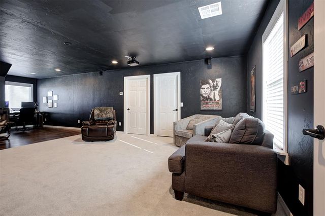 4440 Whitetail Drive, Guthrie, OK 73044