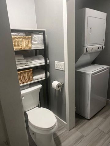 1809 W 10th ST, Austin, TX 78703