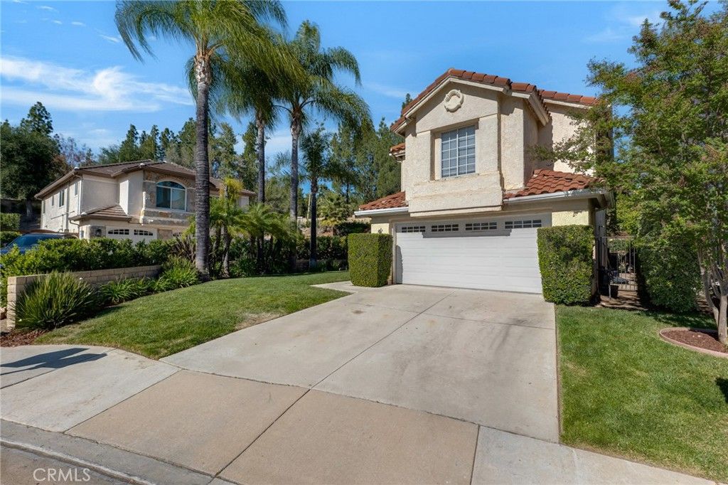 Image 45 of property listing at 5009 Blackpool Avenue, Oak Park, CA 91377