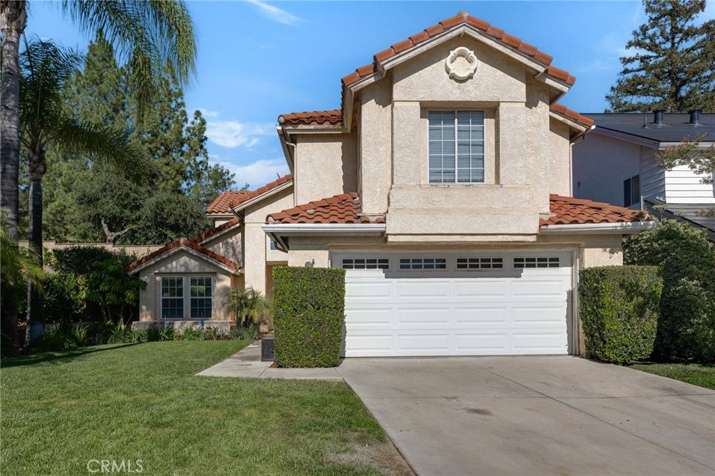 Image 50 of property listing at 5009 Blackpool Avenue, Oak Park, CA 91377