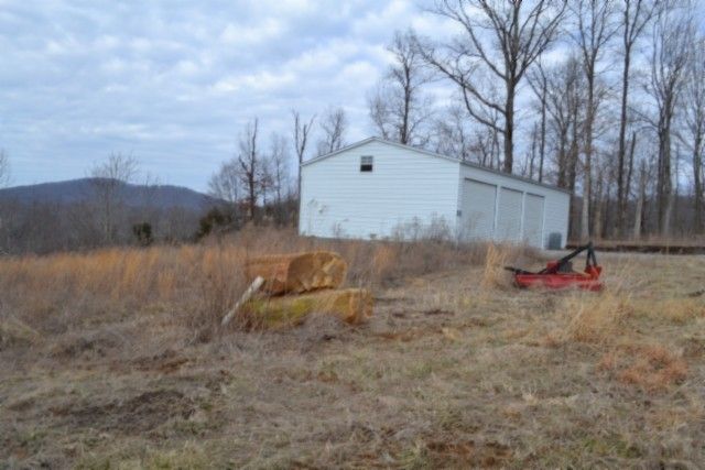 127 Rushing Springs Rd, Monterey, TN 38574