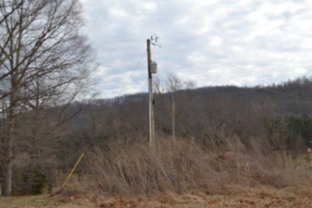 127 Rushing Springs Rd, Monterey, TN 38574