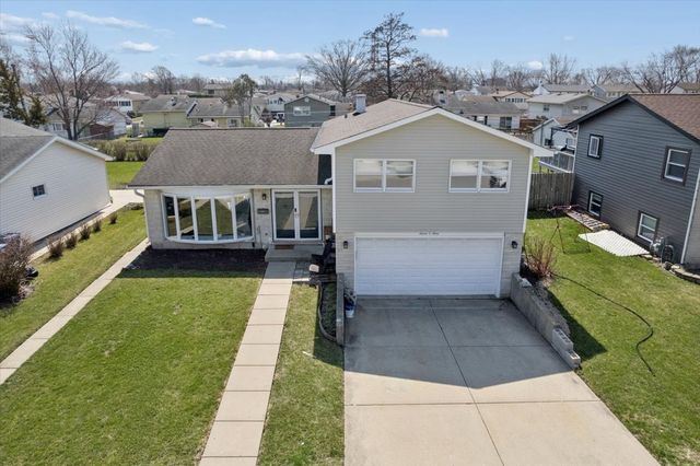 703 Westmere Road, Des Plaines, IL 60016