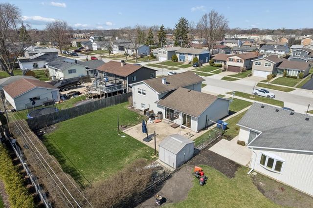 703 Westmere Road, Des Plaines, IL 60016