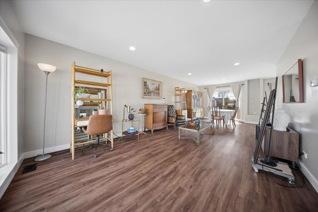 703 Westmere Road, Des Plaines, IL 60016