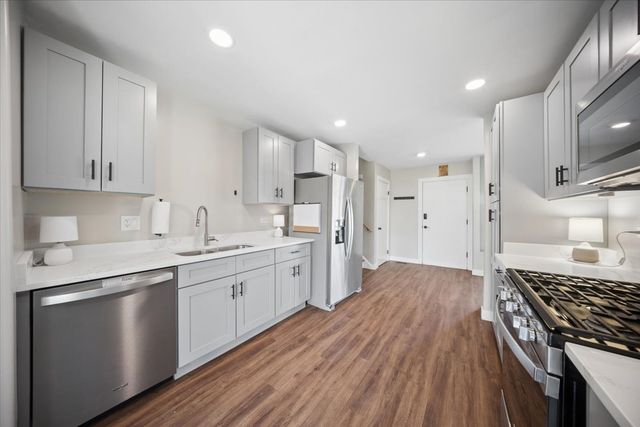 703 Westmere Road, Des Plaines, IL 60016