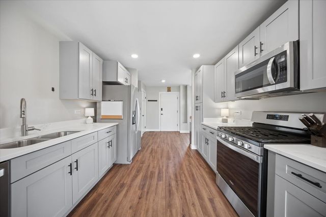 703 Westmere Road, Des Plaines, IL 60016