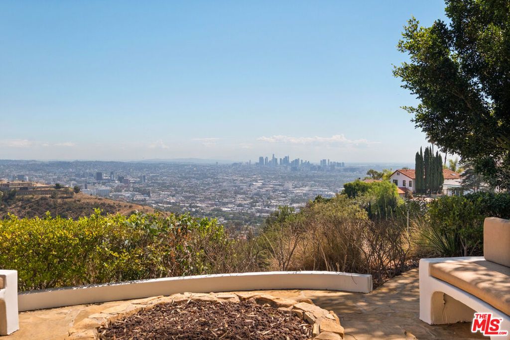 8148 Mannix Drive, Los Angeles, CA 90046 — exterior
