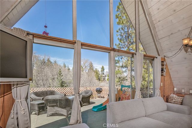 27874 Matterhorn Drive, Lake Arrowhead, CA 92352