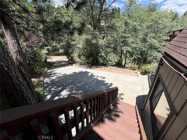 27874 Matterhorn Drive, Lake Arrowhead, CA 92352