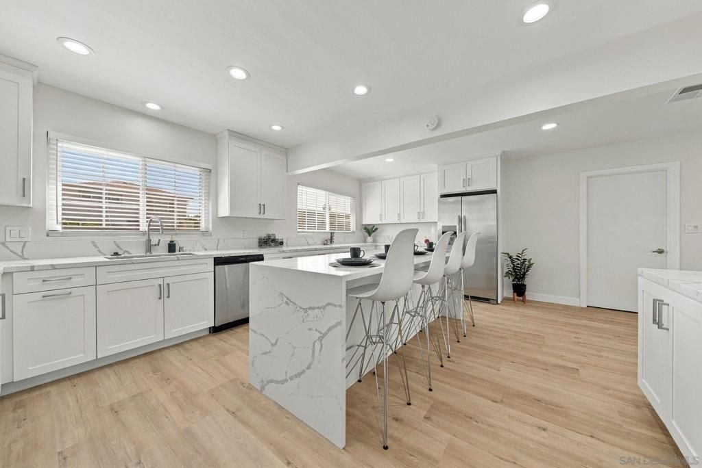 1840 Locust St, San Diego, CA 92106 — photo 3