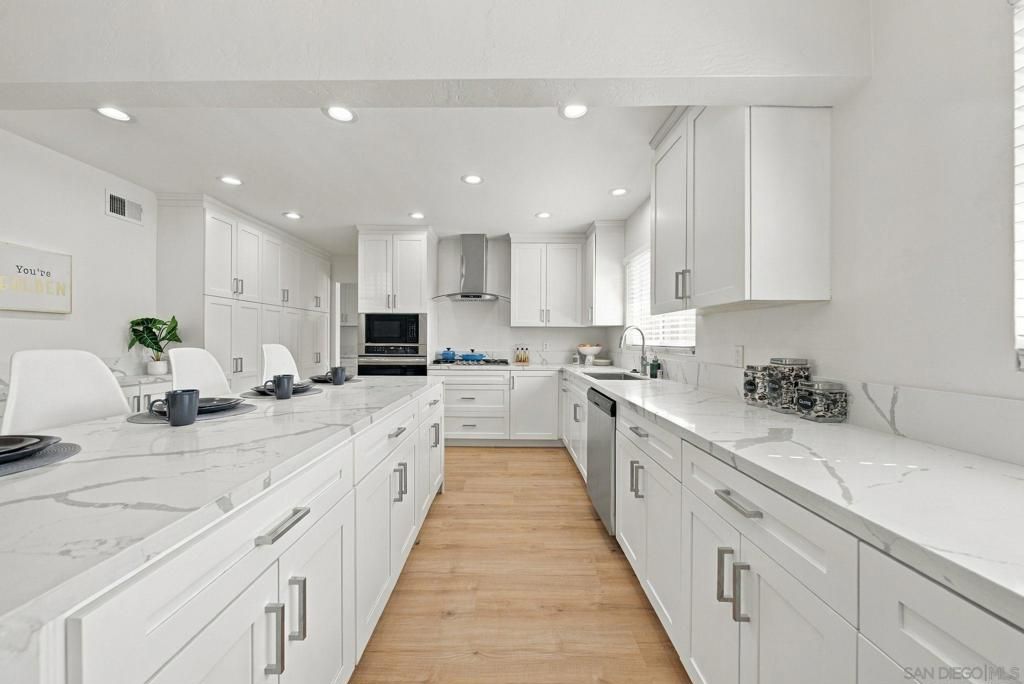 1840 Locust St, San Diego, CA 92106 — photo 5