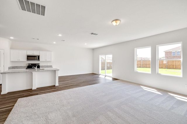 795 Yorkshire Drive, Lavon, TX 75166