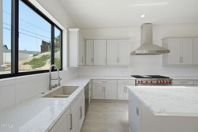1013 Colina Vista, Ventura, CA 93003