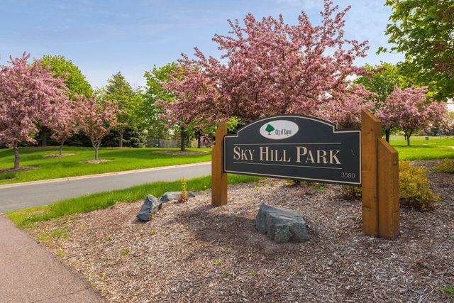 1603 Raindrop Drive, Eagan, MN 55121