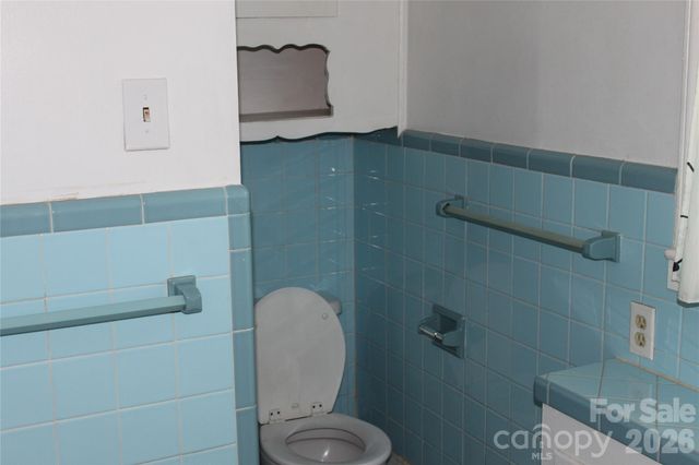 2210 N Cannon Boulevard, Kannapolis, NC 28083