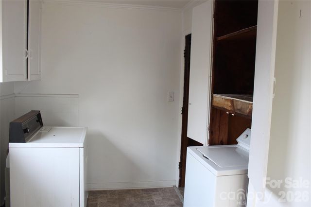 2210 N Cannon Boulevard, Kannapolis, NC 28083