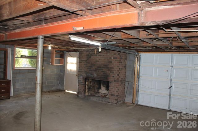 2210 N Cannon Boulevard, Kannapolis, NC 28083