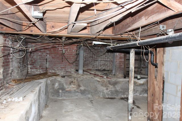 2210 N Cannon Boulevard, Kannapolis, NC 28083