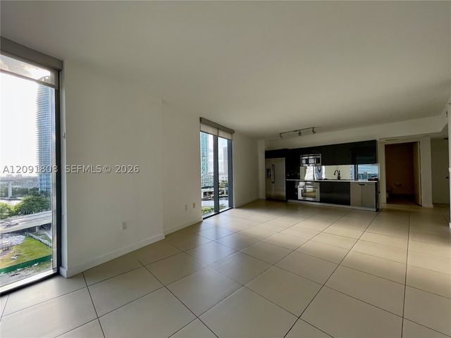 31 SE 6th St 1101, Miami, FL 33131