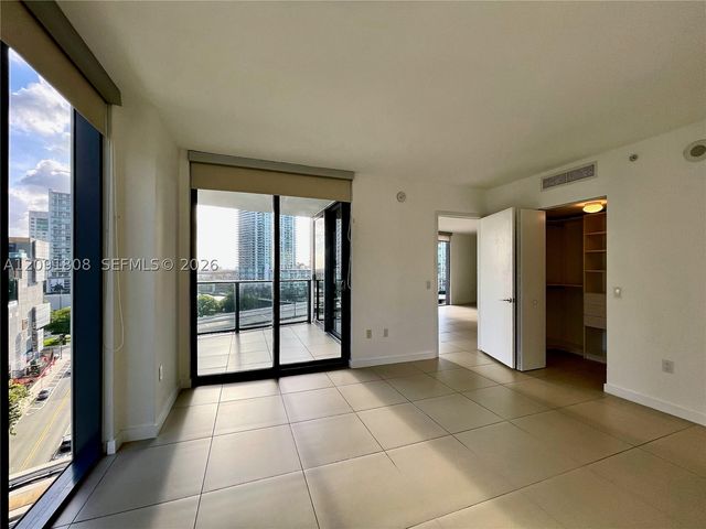 31 SE 6th St 1101, Miami, FL 33131