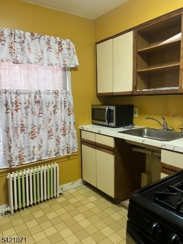 245 Passaic Ave B-10, Passaic City, NJ 07055