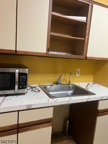 245 Passaic Ave B-10, Passaic City, NJ 07055