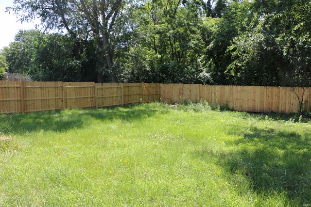 26408 Tyris Street, South Bend, IN 46408