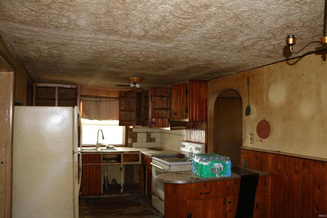 26408 Tyris Street, South Bend, IN 46408