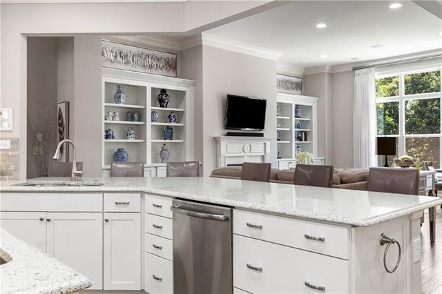 3766 Cresswind Parkway SW, Gainesville, GA 30504