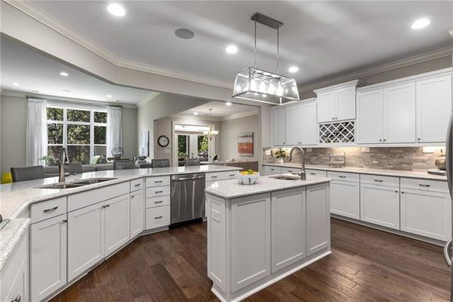3766 Cresswind Parkway SW, Gainesville, GA 30504