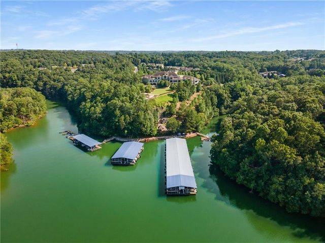 3766 Cresswind Parkway SW, Gainesville, GA 30504
