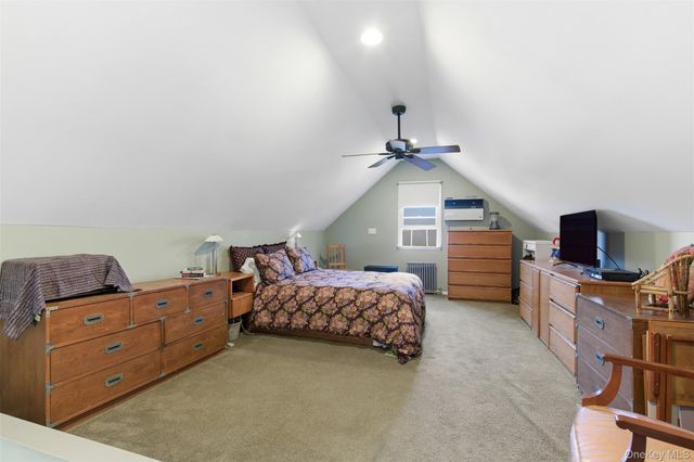 107 E 13th Street, Huntington Station, NY 11746