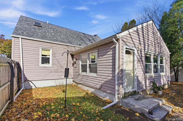 107 E 13th Street, Huntington Station, NY 11746