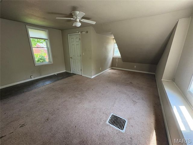 905 W D Street, Belleville, IL 62220
