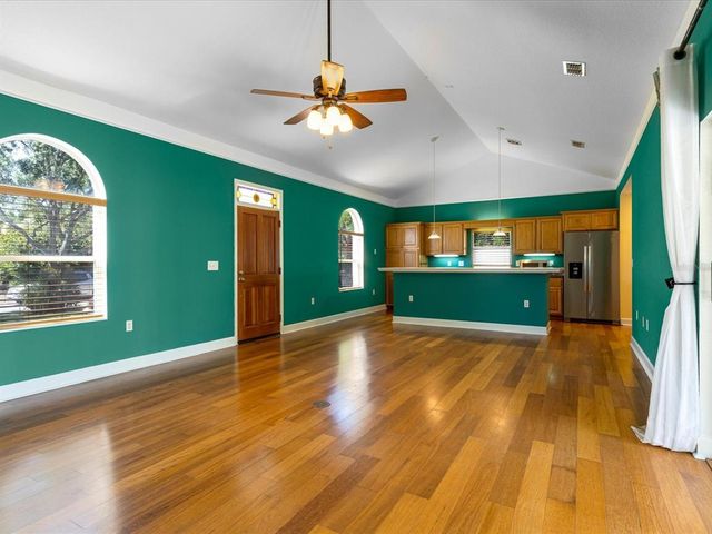 145 18TH AVENUE SE, St Petersburg, FL 33705