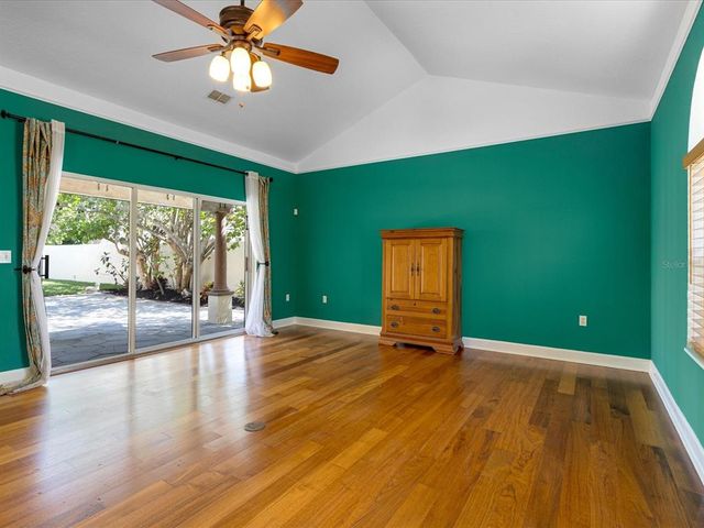 145 18TH AVENUE SE, St Petersburg, FL 33705