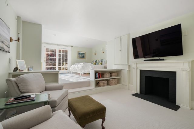 3 Mt Vernon Sq 2, Boston, MA 02108