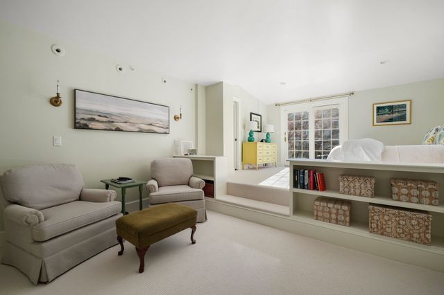 3 Mt Vernon Sq 2, Boston, MA 02108