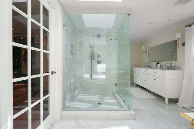 3 Mt Vernon Sq 2, Boston, MA 02108