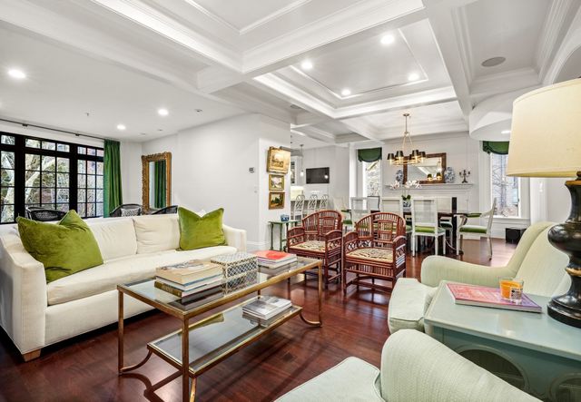 3 Mt Vernon Sq 2, Boston, MA 02108