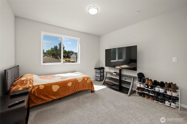 19517 15th Avenue E, Spanaway, WA 98387